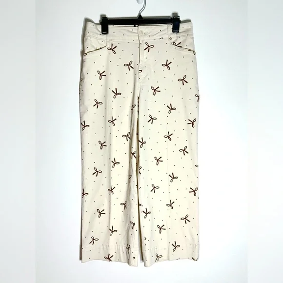 Bagatelle Cream Bow Tie Crop Pants - Picture 1 of 2